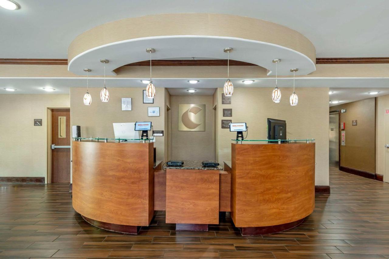 Comfort Suites At Kennesaw State University Exterior photo